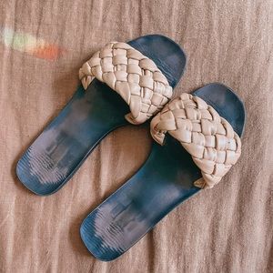 Böhme Black & Beige Sandals